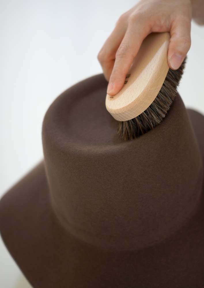 HAT CARE – La Maison de Lyllis